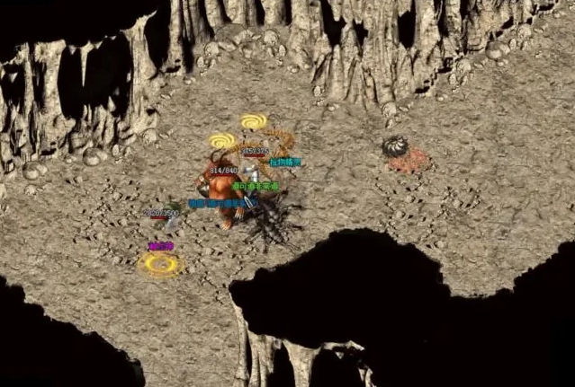 <b>游戏形式和传奇的玩法却截然不同这也招引了相当一部分玩家</b>